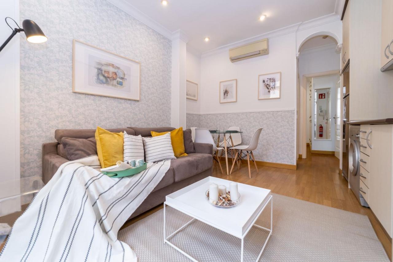 Apartamentos Gran Via Μαδρίτη Εξωτερικό φωτογραφία