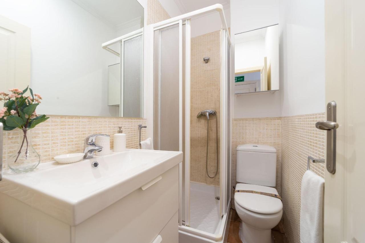 Apartamentos Gran Via Μαδρίτη Εξωτερικό φωτογραφία