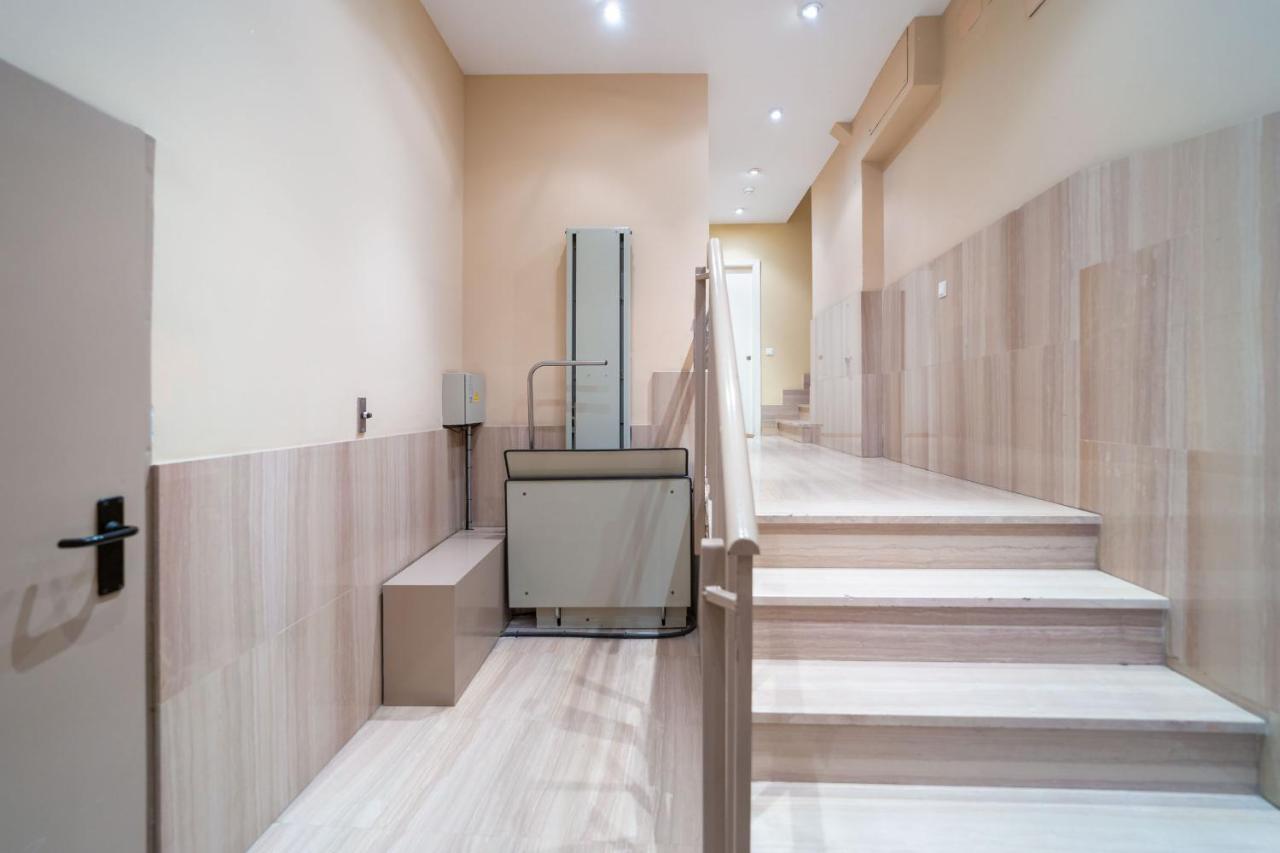 Apartamentos Gran Via Μαδρίτη Εξωτερικό φωτογραφία