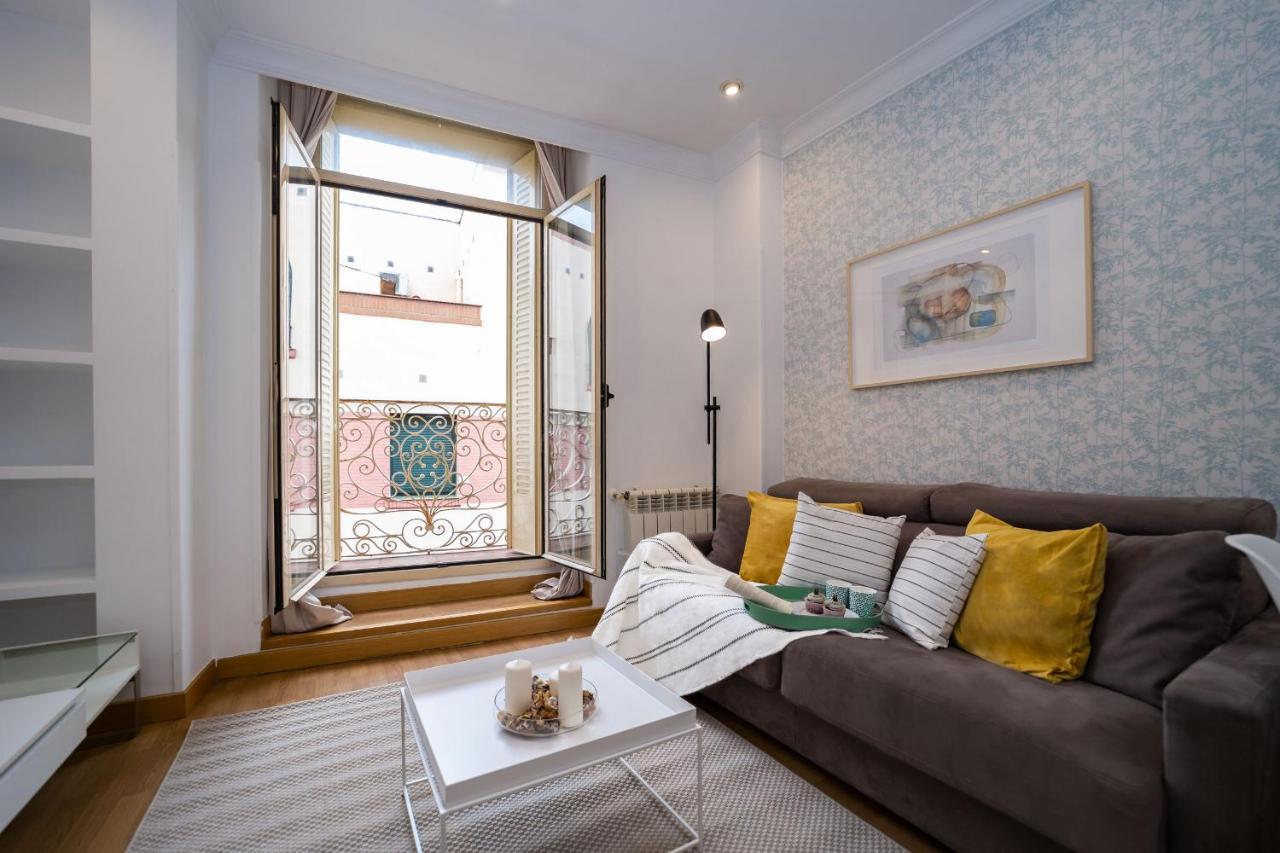 Apartamentos Gran Via Μαδρίτη Εξωτερικό φωτογραφία