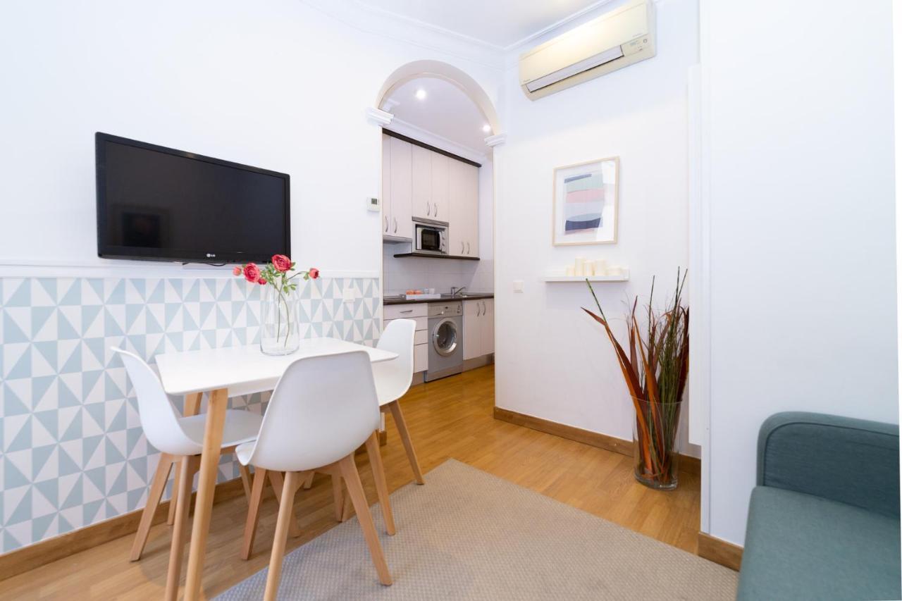 Apartamentos Gran Via Μαδρίτη Εξωτερικό φωτογραφία