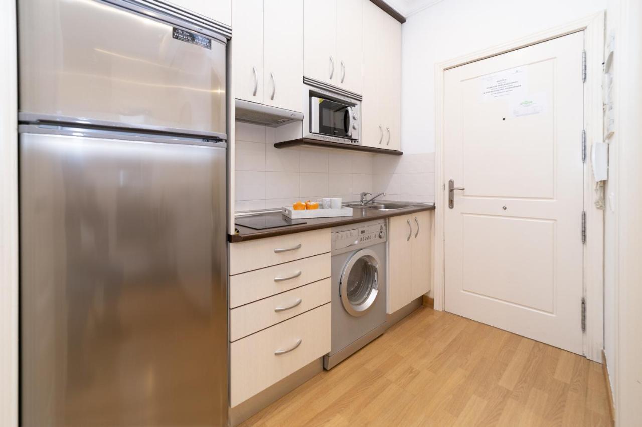 Apartamentos Gran Via Μαδρίτη Εξωτερικό φωτογραφία
